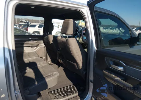 2019 Ram 1500 Big Horn/Lone Star 4X4 5'7 Box z USA, uszkodzony, nr VIN 1C6SRFFT8KN747748